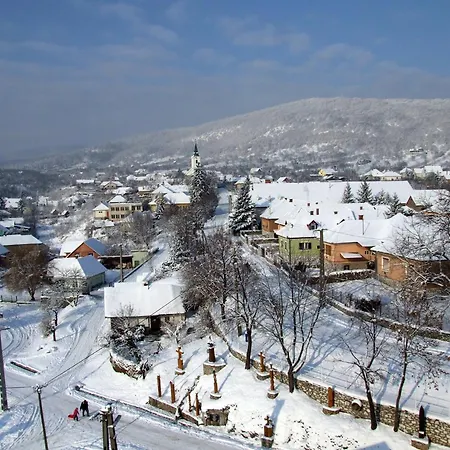Arany Sarok Vendeghaz 아파트